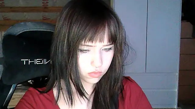 Snapshot of NoirEva chatting on June 4, 5:06 pm NoirEva online show from June 4, 5:06 pm