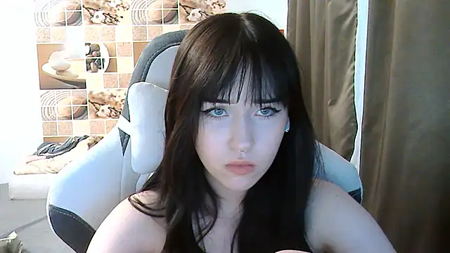 Snapshot of NoirEva chatting on June 29, 5:01 pm NoirEva online show from June 29, 5:01 pm
