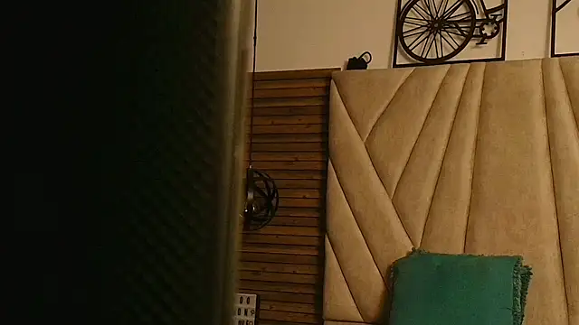 Snapshot of isabella_luxet chatting on June 30, 12:27 pm isabella luxet online show from June 30, 12:27 pm