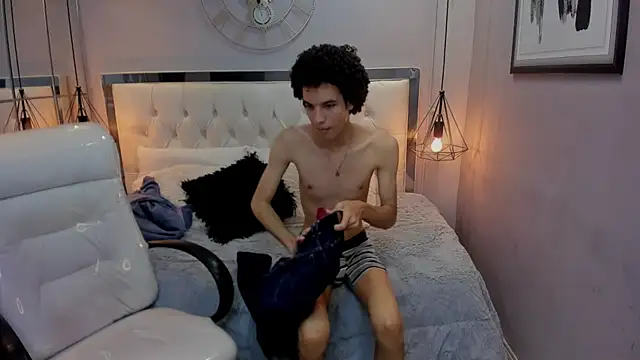 felix haze online show from May 22, 5:33 pm