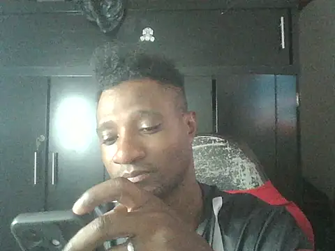 bigperla online show from May 14, 2:36 pm