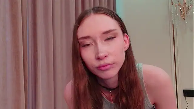 lalisabrown online show from May 13, 5:47 am