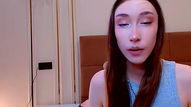 lalisabrown online show from May 25, 3:28 am