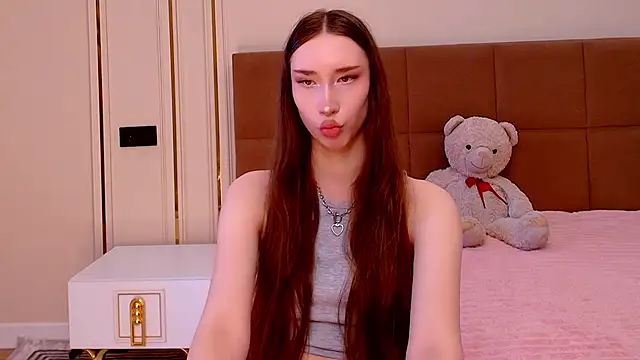 lalisabrown online show from May 24, 4:12 am