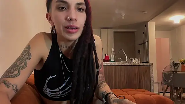 niah 11 online show from June 15, 2:12 am