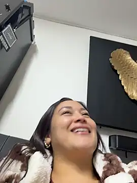 Tatiana123  online show from June 14, 8:21 pm