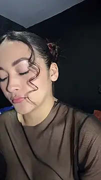 Tatiana123  online show from May 22, 10:19 pm