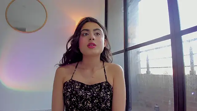 Snapshot of imsofia_dy chatting on July 10, 10:43 pm imsofia dy online show from July 10, 10:43 pm