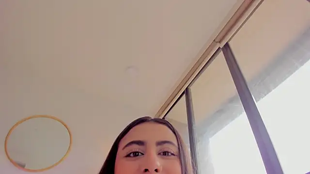 Snapshot of imsofia_dy chatting on July 9, 9:36 pm imsofia dy online show from July 9, 9:36 pm