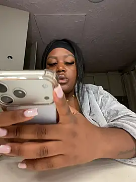 Snapshot of Starblissx chatting on June 30, 9:37 pm Starblissx online show from June 30, 9:37 pm