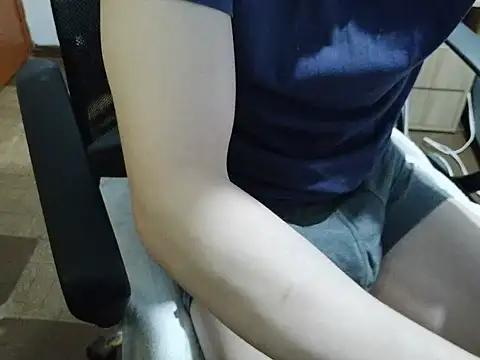 Dan Hottie online show from May 12, 10:16 pm