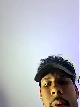 Snapshot of boyzac_ chatting on July 17, 4:15 pm boyzac online show from July 17, 4:15 pm