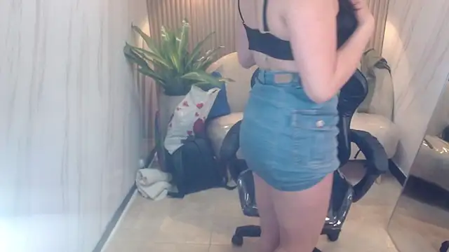 Violett tf online show from June 1, 8:52 pm