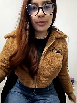 Snapshot of cutetemari chatting on June 17, 1:49 am cutetemari online show from June 17, 1:49 am