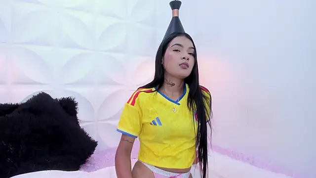 Mariana  spicy online show from June 21, 8:25 pm