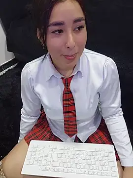 MiaReinig09 online show from May 17, 5:57 pm