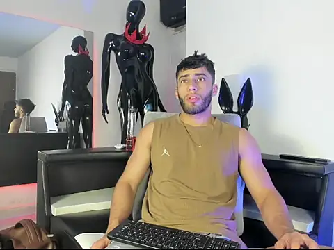 Snapshot of gato_pascal chatting on June 16, 8:09 pm gato pascal online show from June 16, 8:09 pm