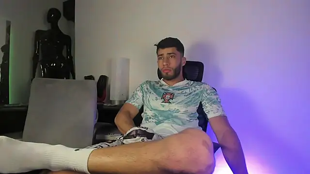 Snapshot of gato_pascal chatting on June 27, 8:26 pm gato pascal online show from June 27, 8:26 pm