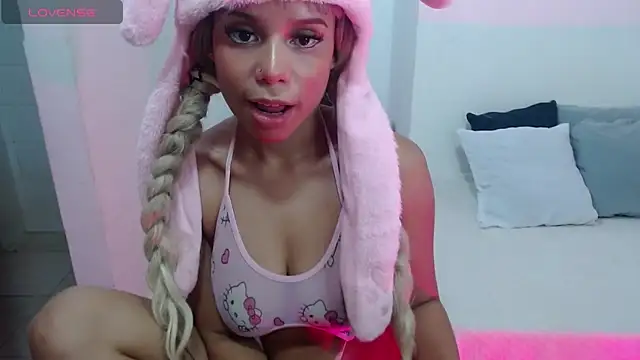 Snapshot of AnySweett__ chatting on June 11, 3:58 am AnySweett online show from June 11, 3:58 am