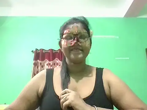 Snapshot of Kavya17 chatting on June 7, 5:56 am Kavya17 online show from June 7, 5:56 am
