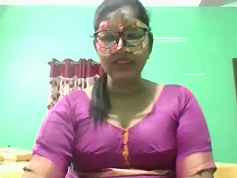 Snapshot of Kavya17 chatting on June 11, 6:16 pm Kavya17 online show from June 11, 6:16 pm