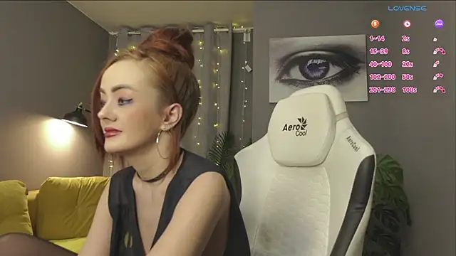 Snapshot of Megany chatting on March 16, 2:32 am Megany online show from March 16, 2:32 am