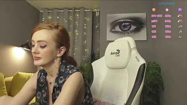 Snapshot of Megany chatting on March 10, 8:39 am Megany online show from March 10, 8:39 am