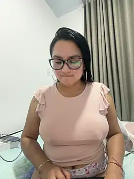 rousee69  online show from June 24, 9:52 am