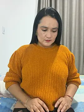 rousee69  online show from May 31, 12:05 am