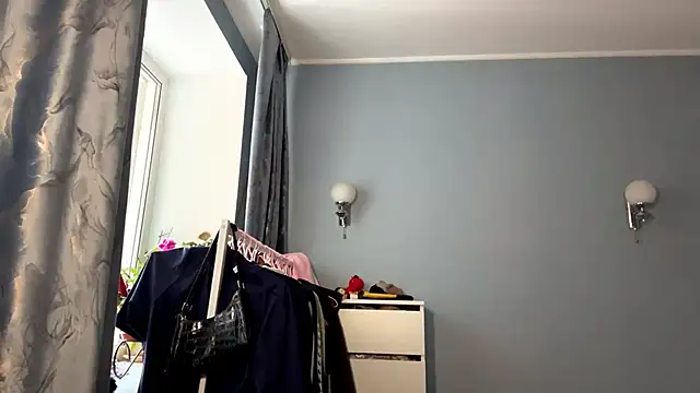 NievesHackey online show from May 27, 1:29 pm