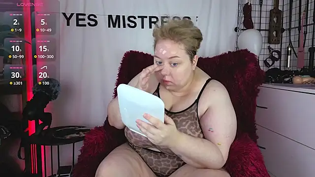 mistress molly online show from June 18, 5:39 am