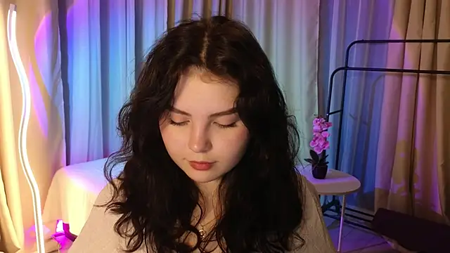 lollyy pop online show from June 6, 1:33 am