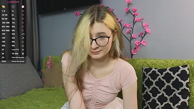 HellyCherry online show from June 22, 7:44 pm