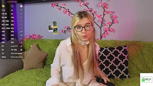 HellyCherry online show from May 23, 8:08 pm