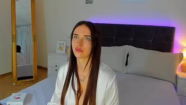 KellyWhites online show from May 26, 5:38 am