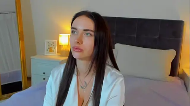 KellyWhites online show from June 30, 5:40 am
