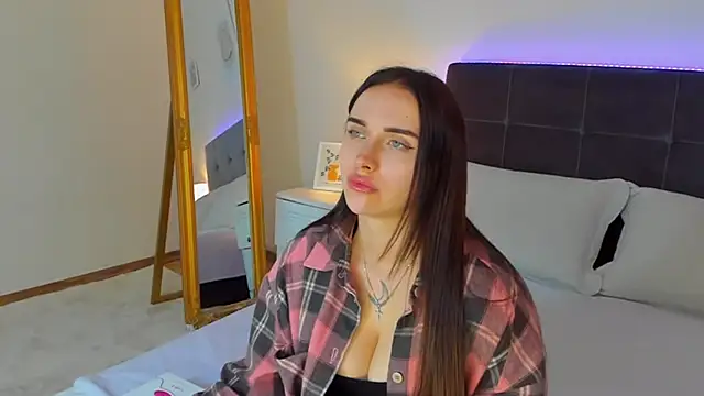 KellyWhites online show from May 29, 5:24 am