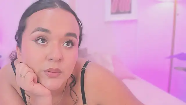 Kitty lulu  online show from May 25, 4:56 am