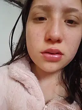 mileidy0106 online show from June 18, 12:43 pm
