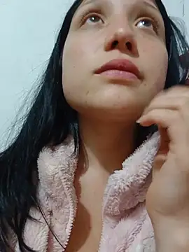 mileidy0106 online show from July 5, 1:43 am