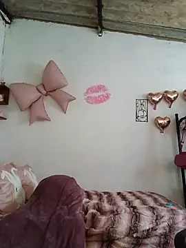 mileidy0106 online show from July 1, 12:49 pm