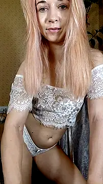 Snapshot of Lunaria5391 chatting on June 12, 7:33 pm Lunaria5391 online show from June 12, 7:33 pm