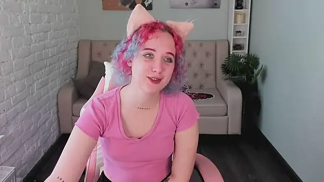 ScarlettSparkss online show from May 16, 5:28 am