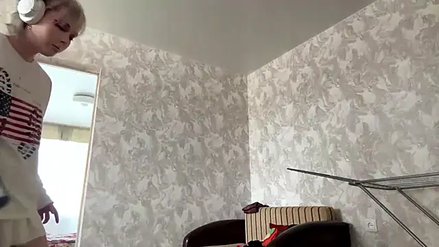CuteLilit online show from May 15, 11:08 am