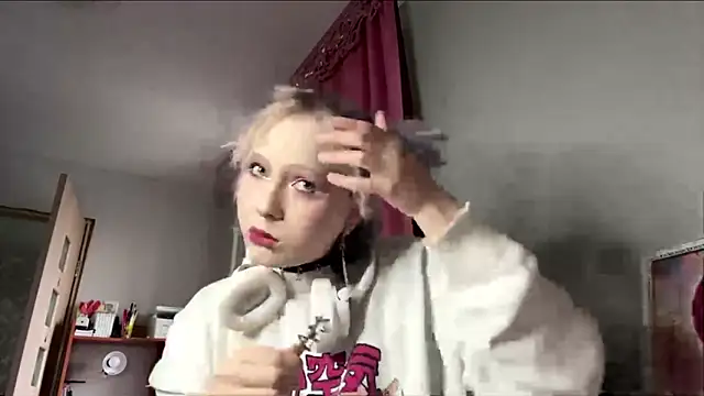 CuteLilit online show from May 14, 3:42 pm