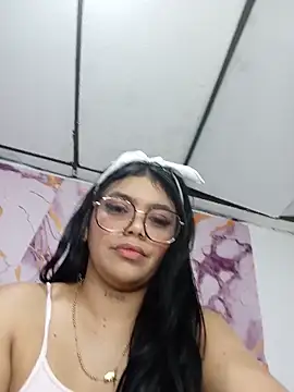 luxuryluna online show from June 15, 12:12 am