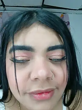 luxuryluna online show from May 27, 1:57 am
