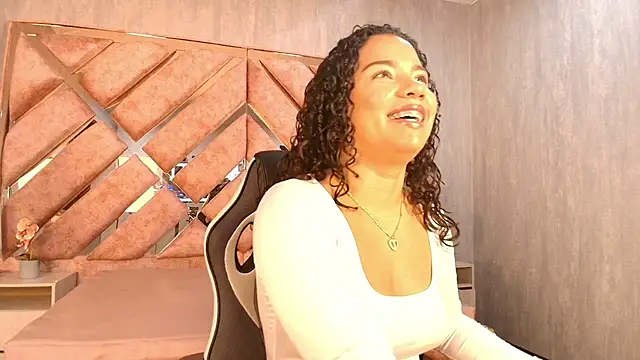 TamaraaHoney online show from May 15, 12:36 pm