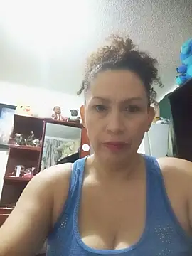 paulett15 online show from June 10, 2:18 pm