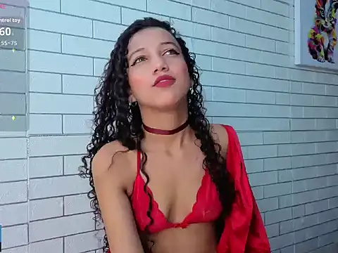Snapshot of valentinaa_07 chatting on May 20, 7:11 pm valentinaa 07 online show from May 20, 7:11 pm